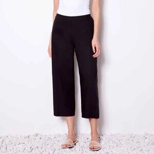 NWT Renuar Linen Capri Pants